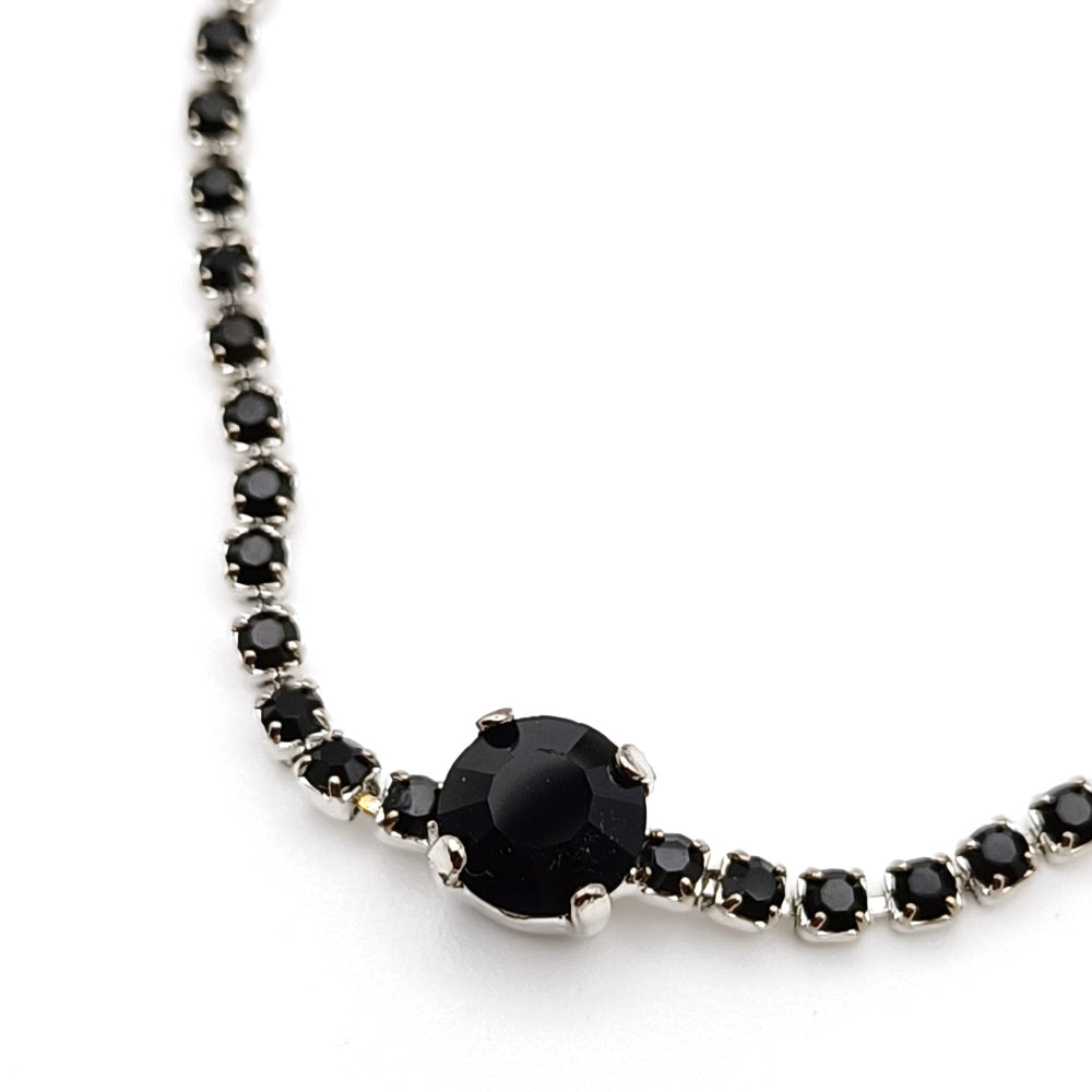 Bracciale Demetra by ungioielloperte con perline nere in cristallo Swarovski particolare