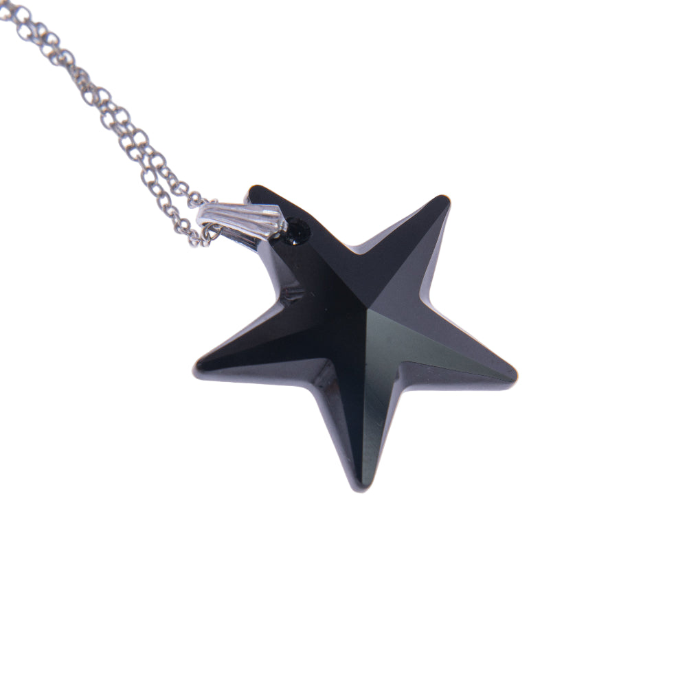 Collana donna con pendente stella in vetro artigianale napoletano - vista frontale su sfondo bianco