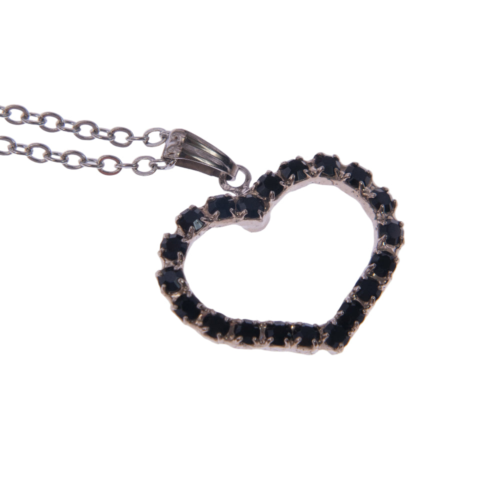 Collana donna con pendente cuore in strass e cristalli Swarovski - vista frontale su sfondo bianco