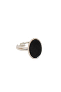 Anello cabochon nero regolabile - gioiello artigianale metallo anallergico Giamas