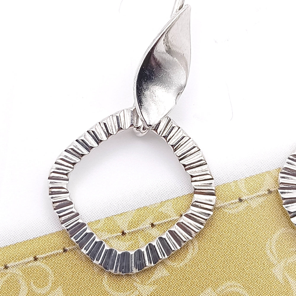 Orecchini Pendenti Argento 925 con Cerchi Martellati Giamas