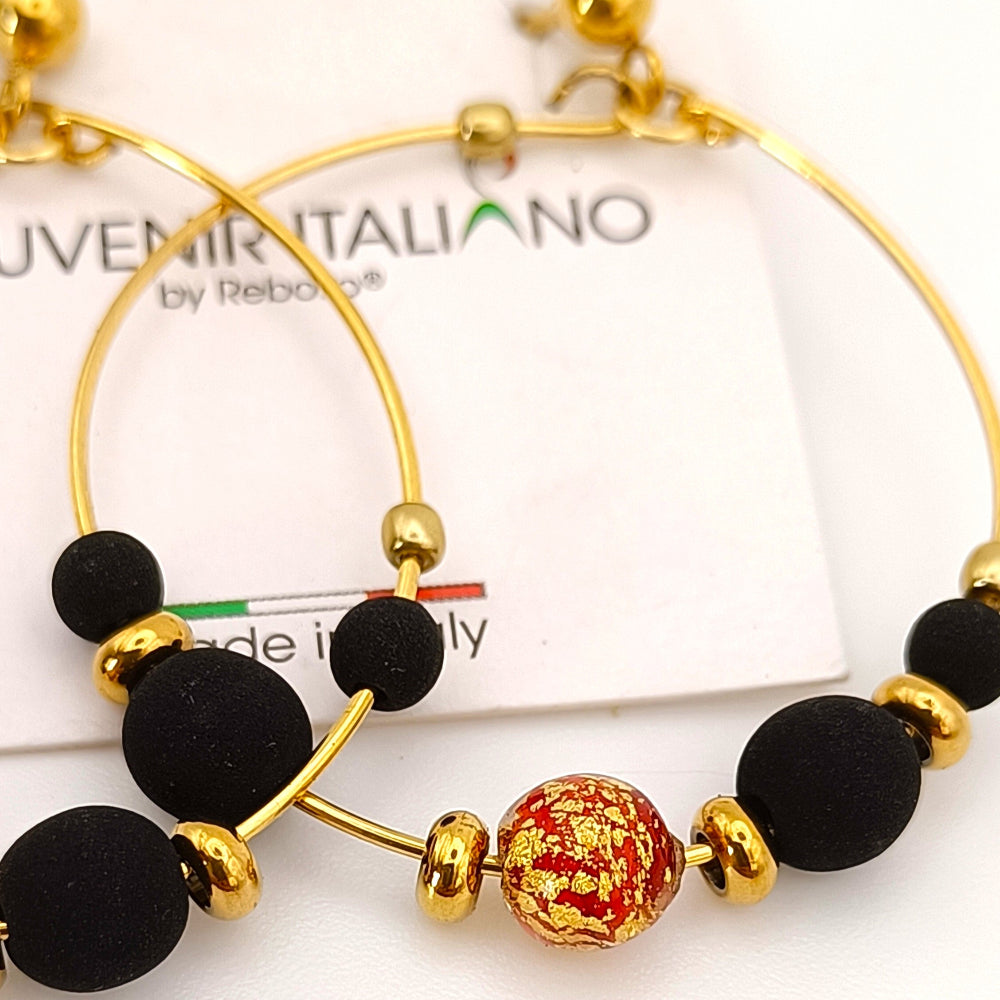 Orecchini a cerchio rosso vetro Murano e pietra lavica - Giamas