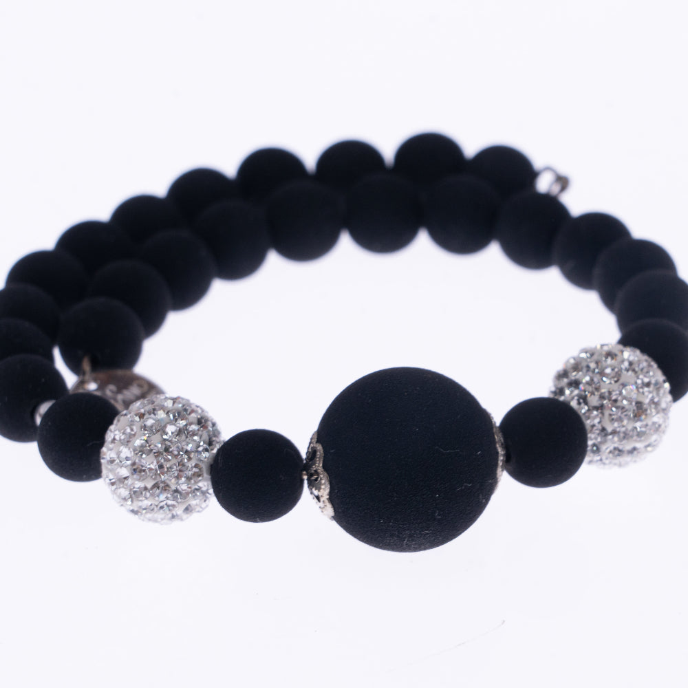 Bracciale di ungioielloperte.com in pietra lavica sintetizzata e cristalli Swarovski