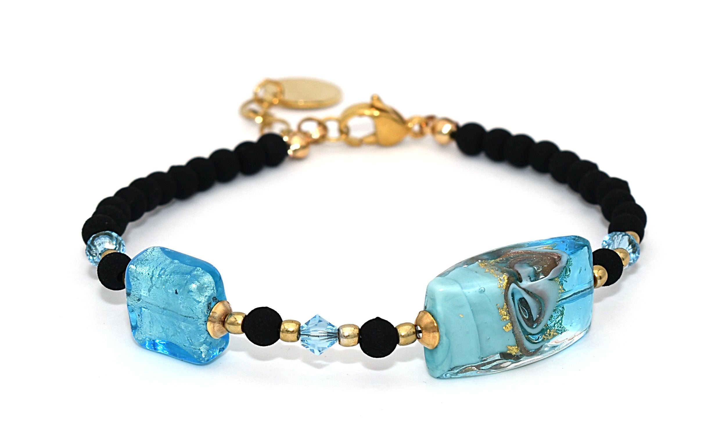 Bracciale con perle geometriche by ungioielloperte, pietra lavica e vetro murano