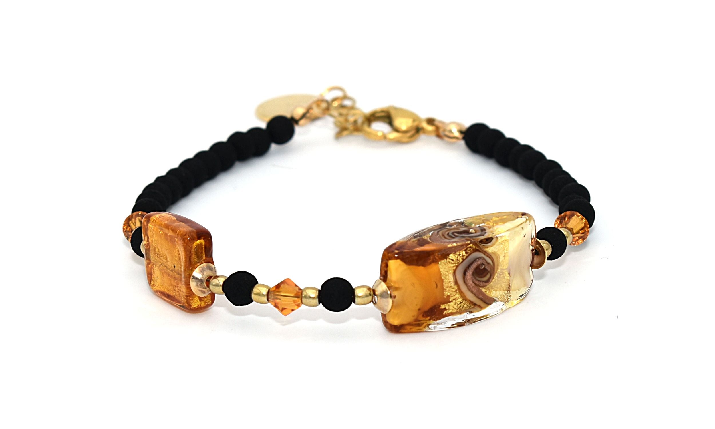 Bracciale con perle geometriche by ungioielloperte, pietra lavica e vetro murano