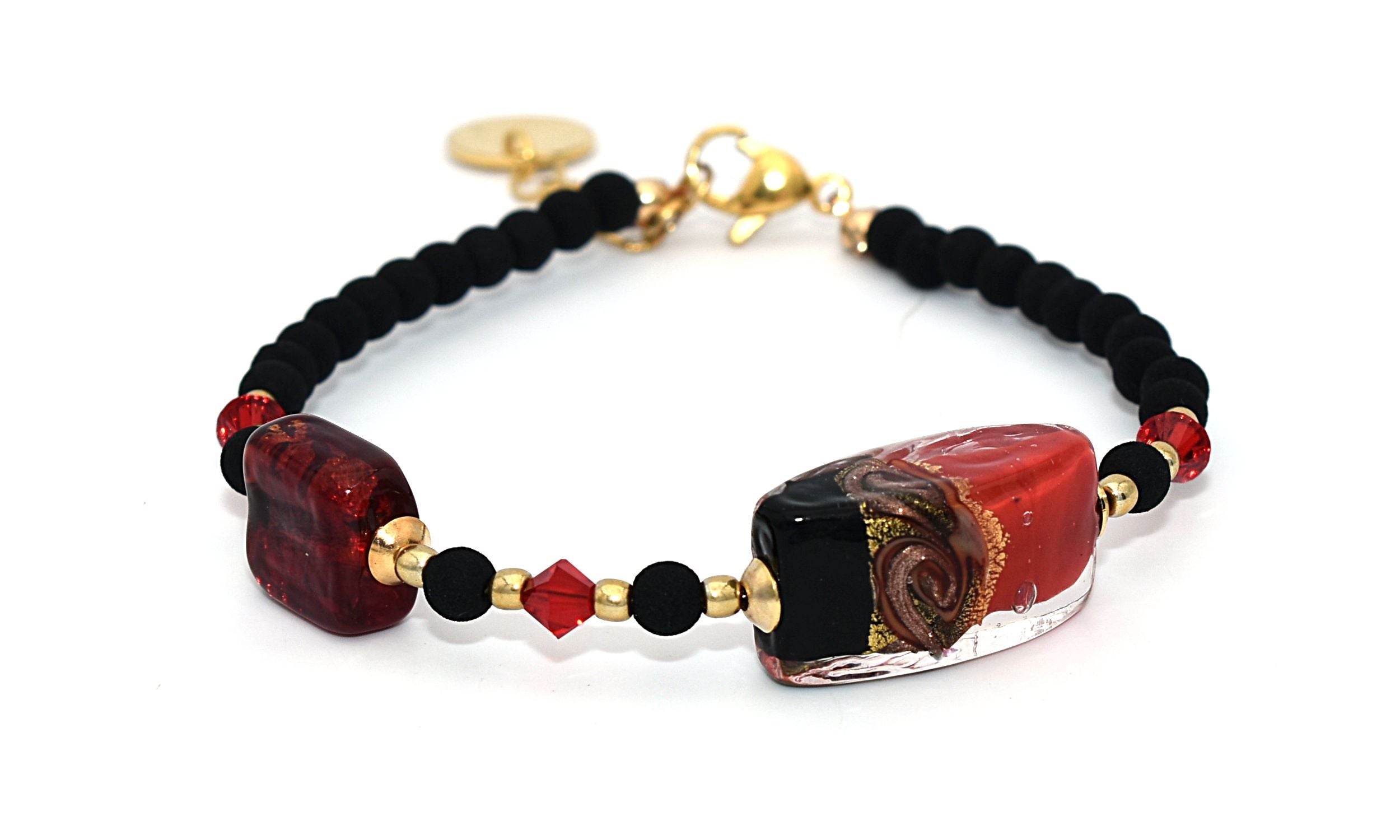 Bracciale con perle geometriche by ungioielloperte, pietra lavica e vetro murano